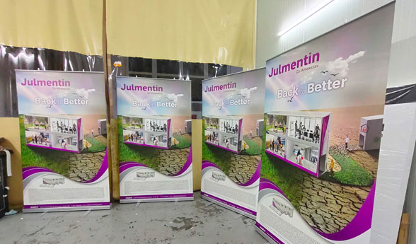 Rollup Banners service example