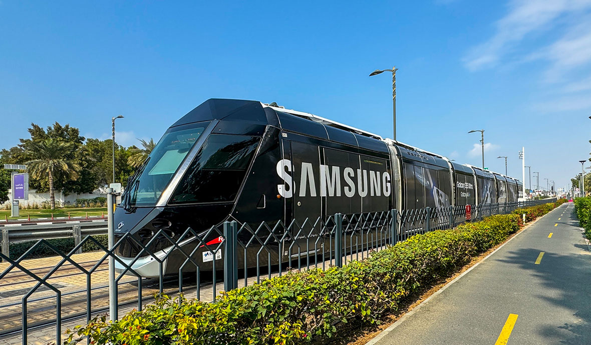 Dubai Tram Advertising: Branding on the City’s Most Stylish Route service example